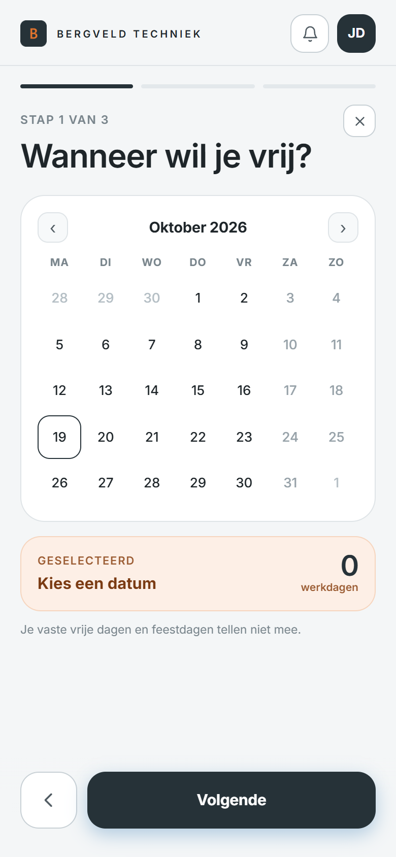 De eerste stap van een verlofaanvraag op een telefoon: een kalender van oktober met de vraag wanneer je vrij wilt, en daaronder het aantal werkdagen.